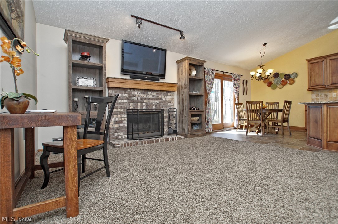 Maplelawn Drive - Residential