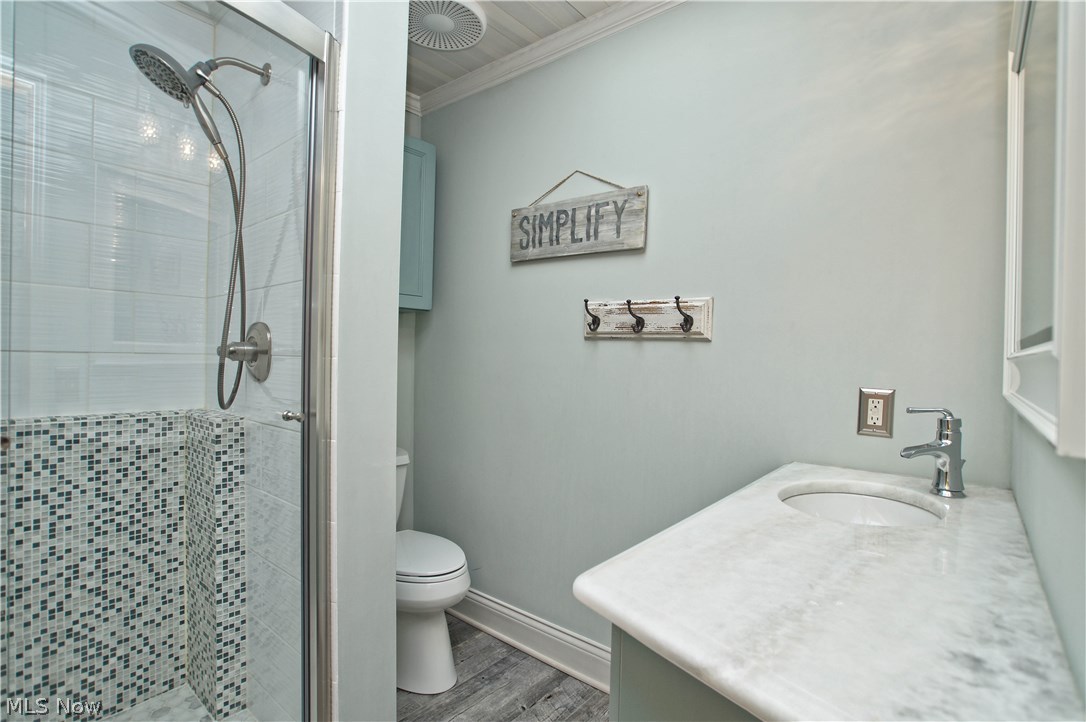 Maplelawn Drive - Residential