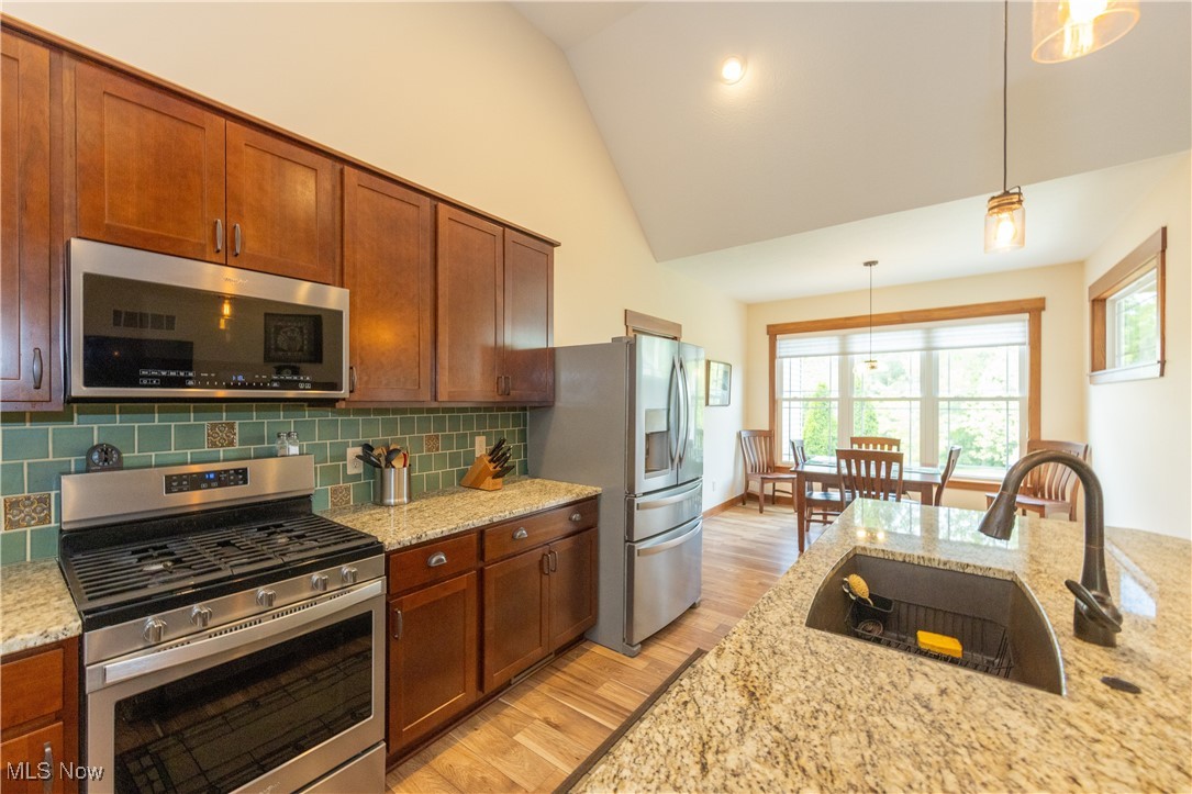 17552 Woodlawn Court, Strongsville, Ohio image 15