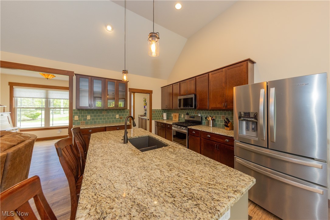 17552 Woodlawn Court, Strongsville, Ohio image 12