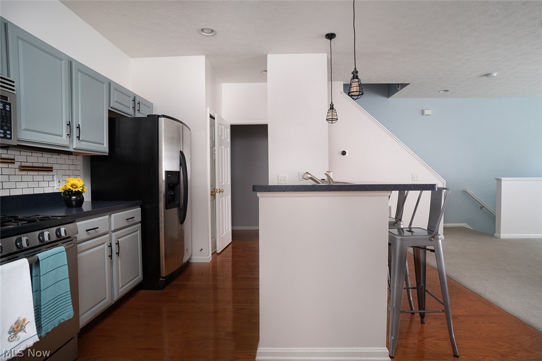 Chapman Grove Village Twnhms Sub Ph 1 - Residential