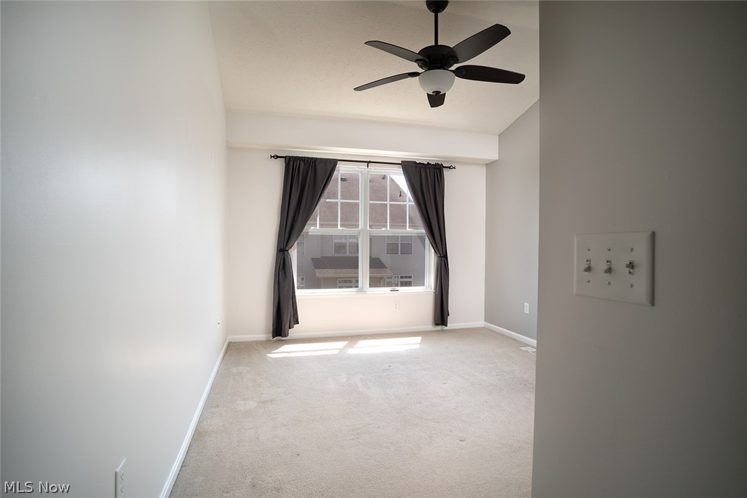 Chapman Grove Village Twnhms Sub Ph 1 - Residential