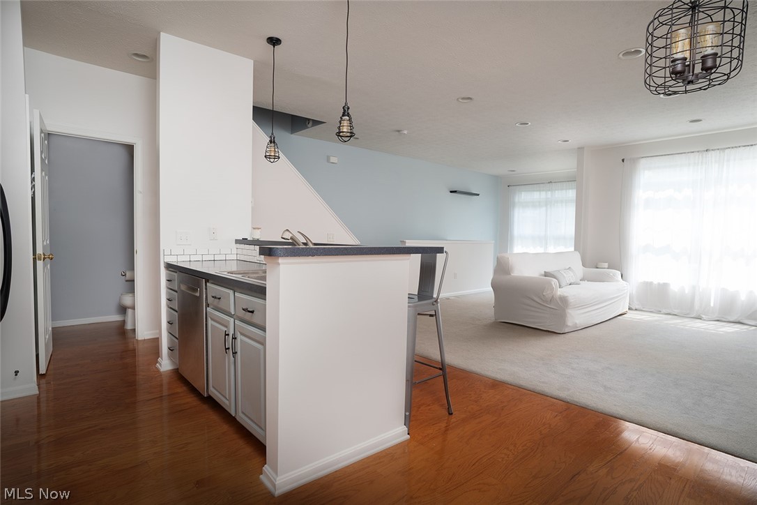 Chapman Grove Village Twnhms Sub Ph 1 - Residential