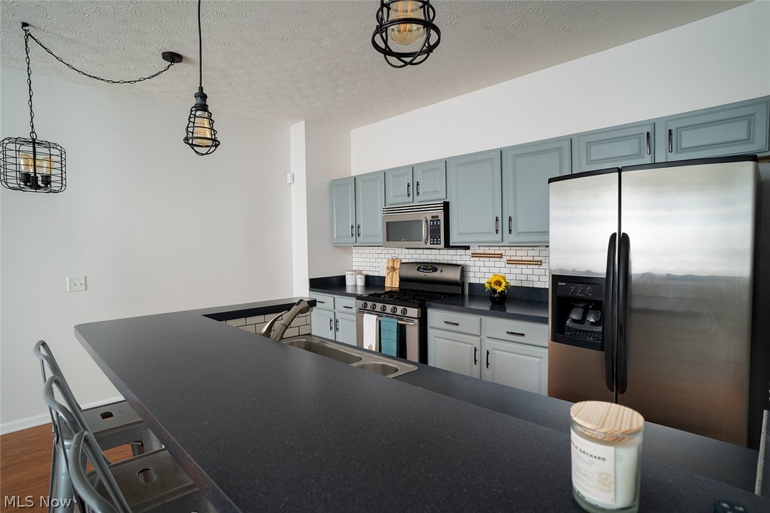Chapman Grove Village Twnhms Sub Ph 1 - Residential