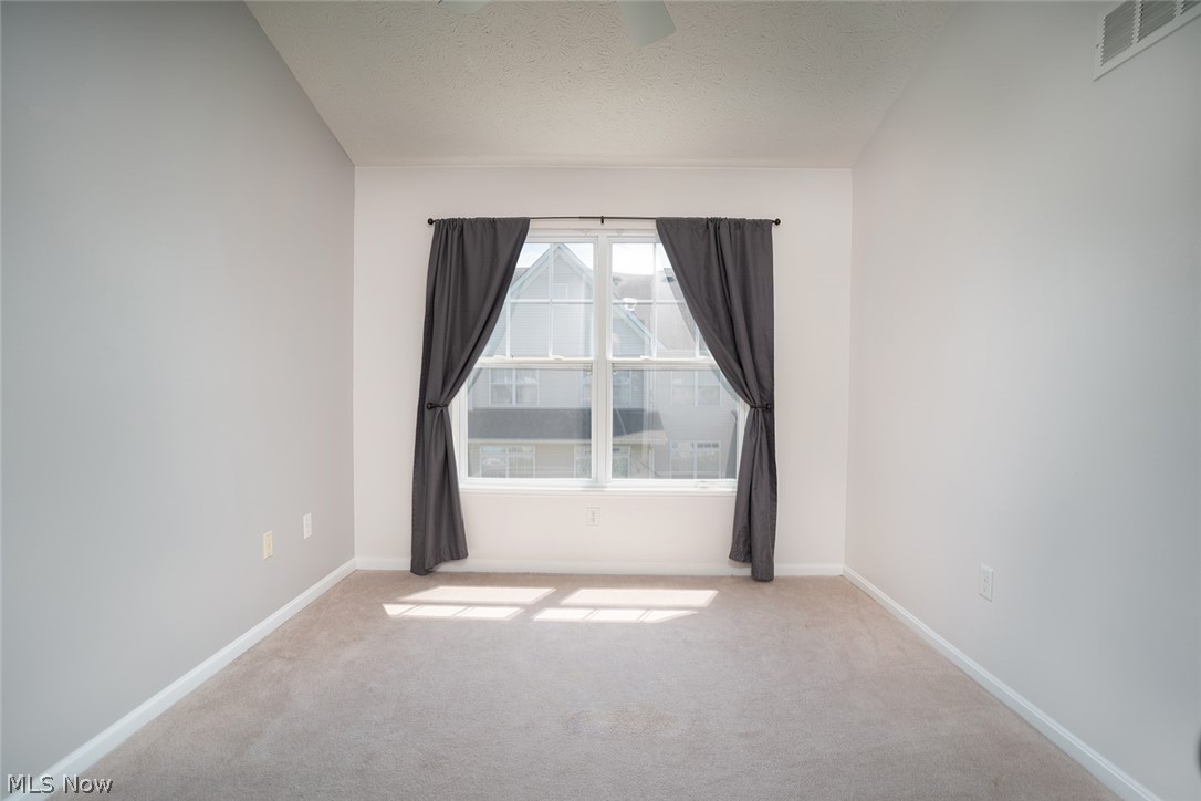 Chapman Grove Village Twnhms Sub Ph 1 - Residential