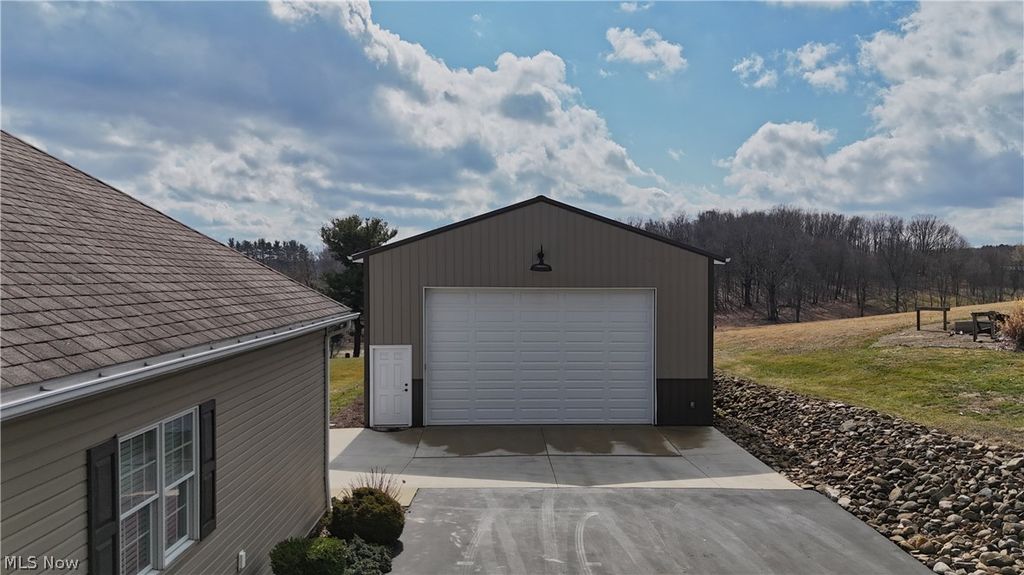 Photo of 49235 Hickman Road, East Liverpool, OH 43920 (MLS # 5191913)