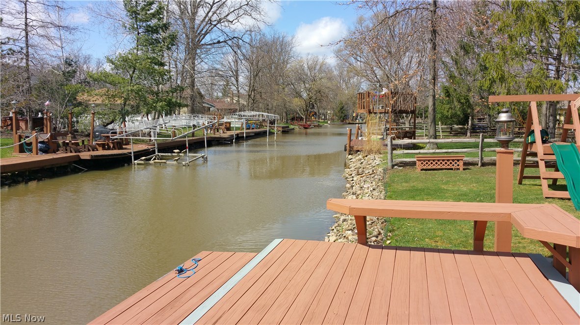 Aurora Shores - Residential