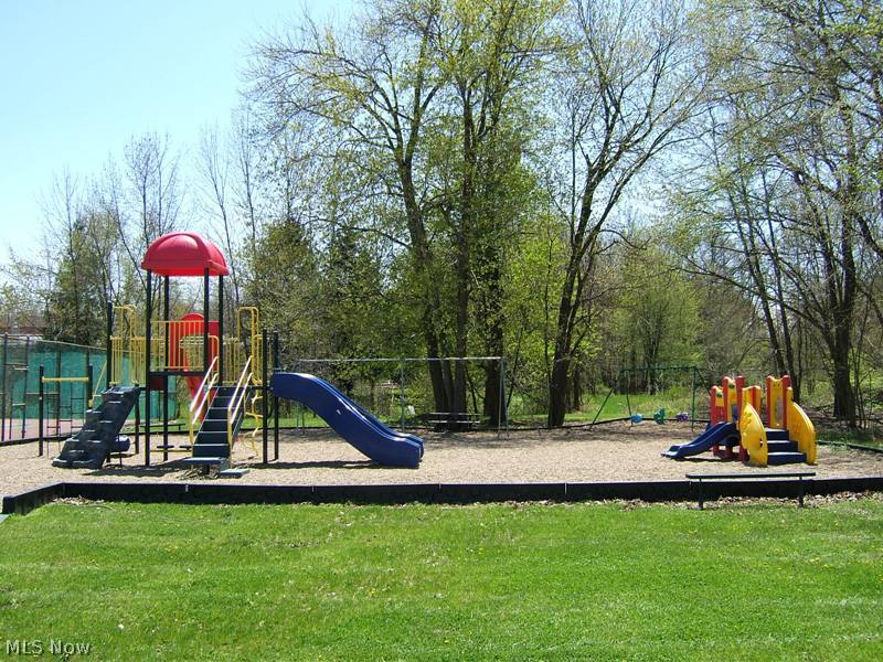 Aurora Shores - Residential