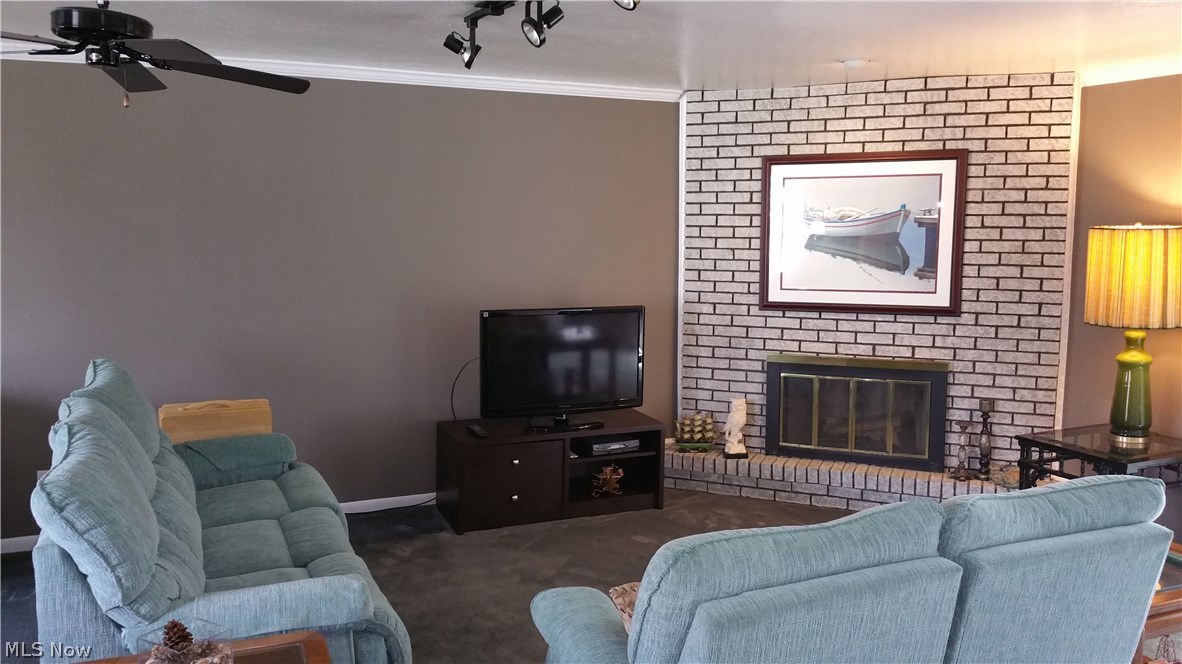 Aurora Shores - Residential