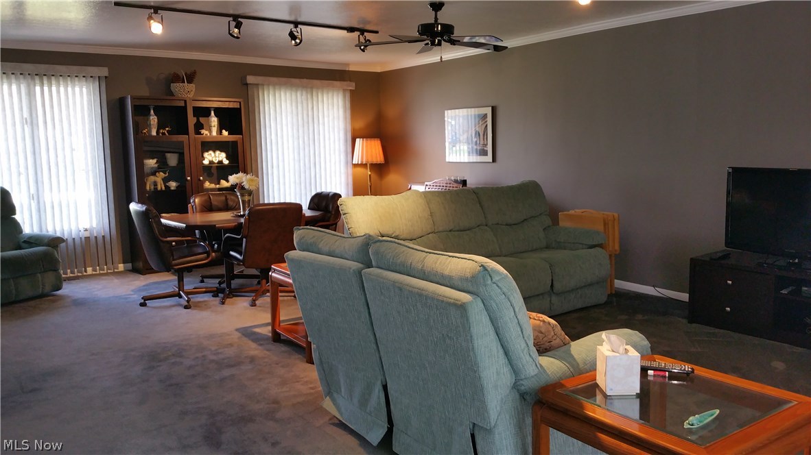 Aurora Shores - Residential