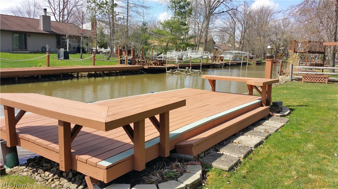 Aurora Shores - Residential