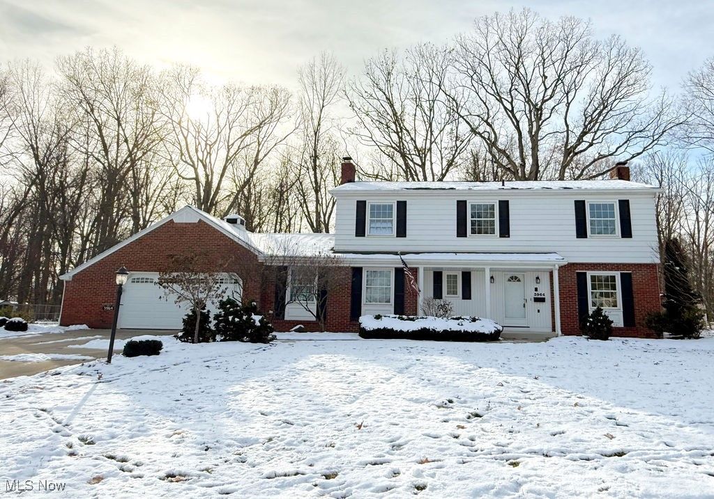 Photo of 3964 Sunnybrook Dr, Warren, OH 44484 (MLS # 5176158)