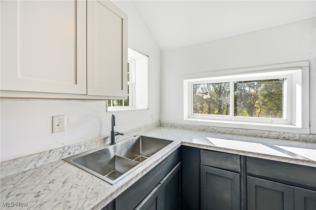 Lisbon, Ohio 44432, United States, 2 Bedrooms Bedrooms, ,1 BathroomBathrooms,Residential,Active,229659