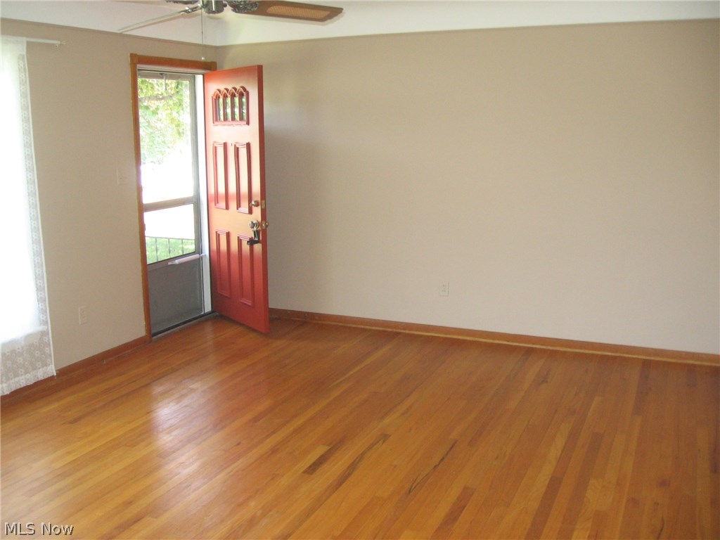 John Larson Realty Cos 06 - Residential