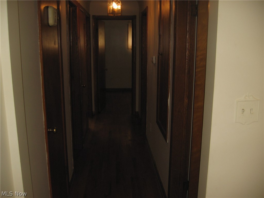 John Larson Realty Cos 06 - Residential