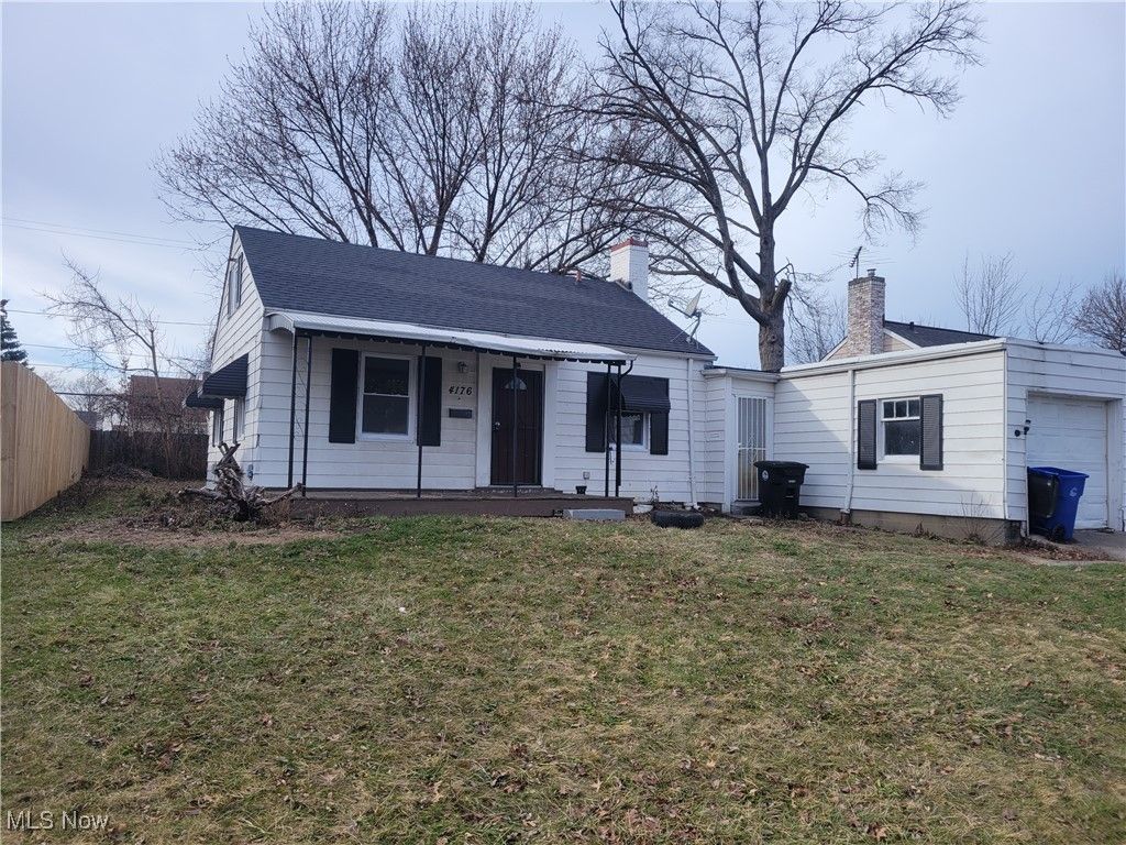 Photo of 4176 W 143rd Street, Cleveland, OH 44135 (MLS # 5180736)