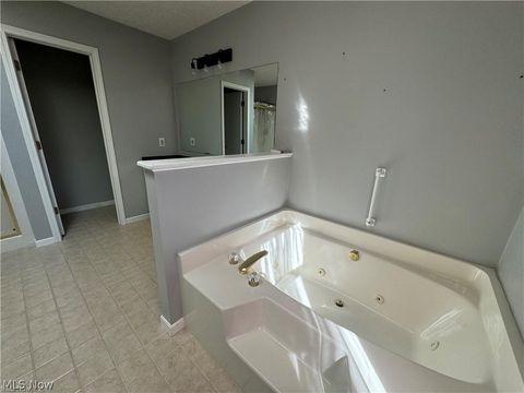 Tiny photo for 242 Ravenshollow Drive, Cuyahoga Falls, OH 44223 (MLS # 5188097)