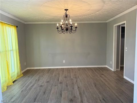 Tiny photo for 242 Ravenshollow Drive, Cuyahoga Falls, OH 44223 (MLS # 5188097)