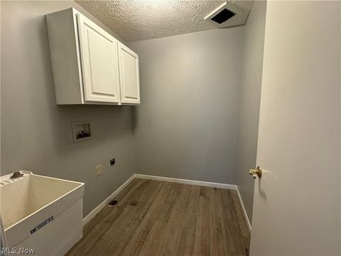 Tiny photo for 242 Ravenshollow Drive, Cuyahoga Falls, OH 44223 (MLS # 5188097)