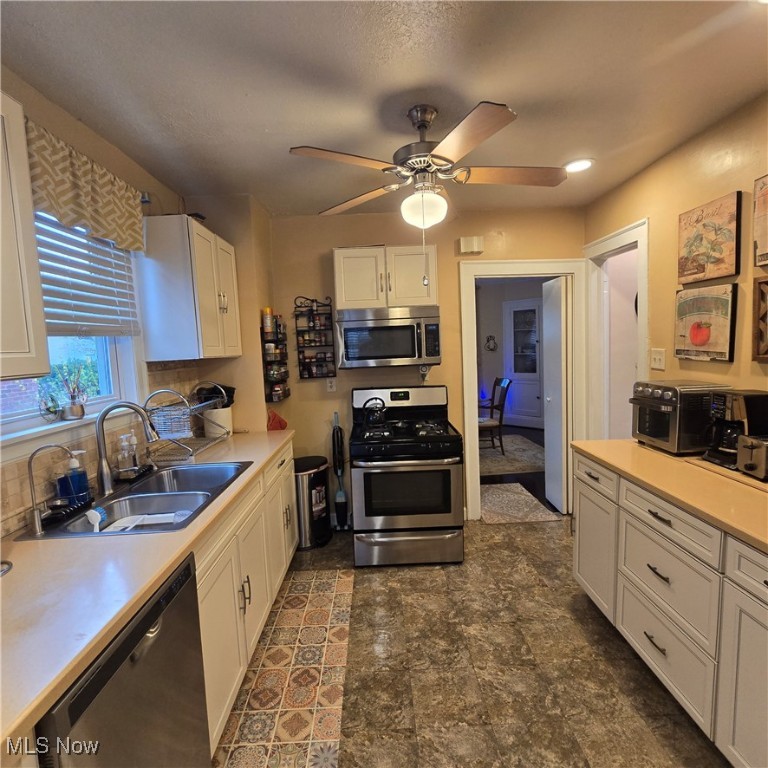 3059 Becket Road, Cleveland, Ohio image 11