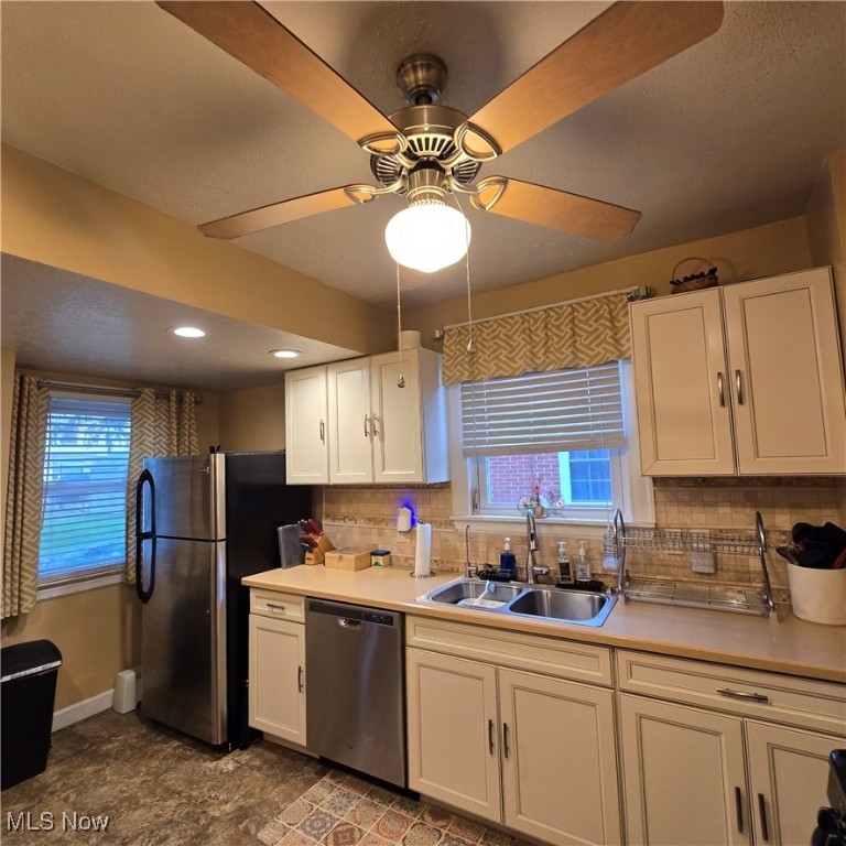 3059 Becket Road, Cleveland, Ohio image 12