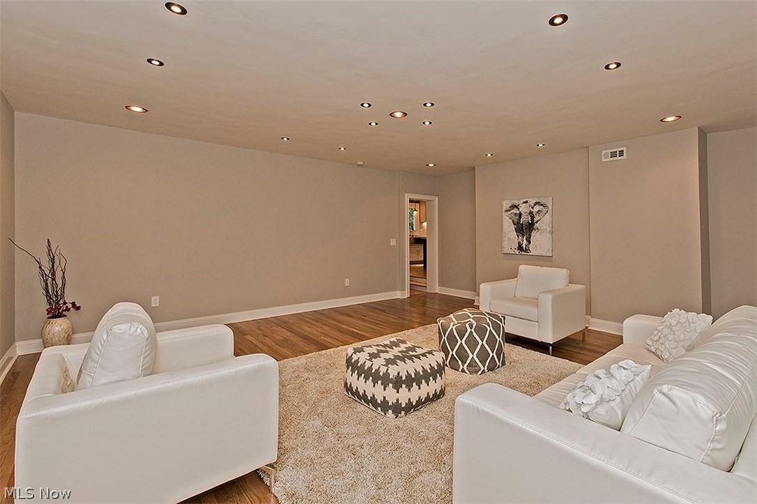 Van Sweringen Companys - Residential