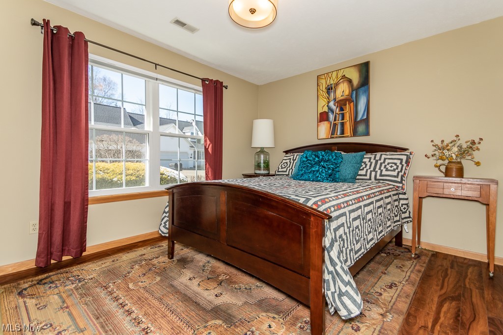 Pebble Crk Xing Condos Ph Iiib - Residential