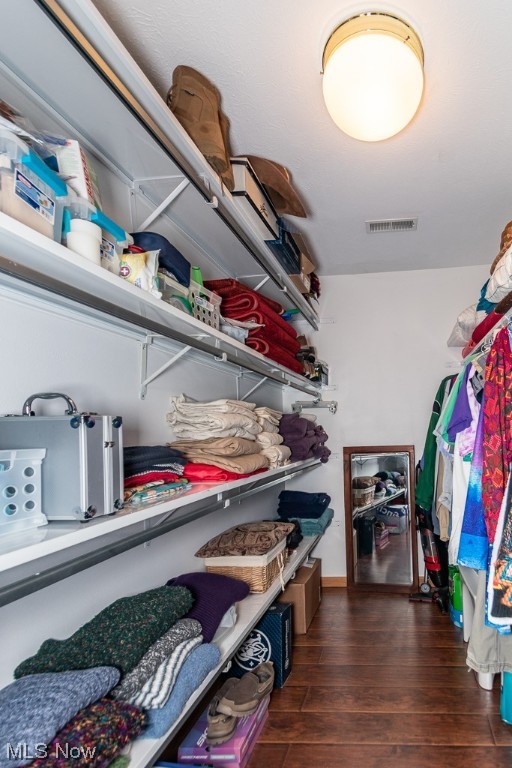 Pebble Crk Xing Condos Ph Iiib - Residential