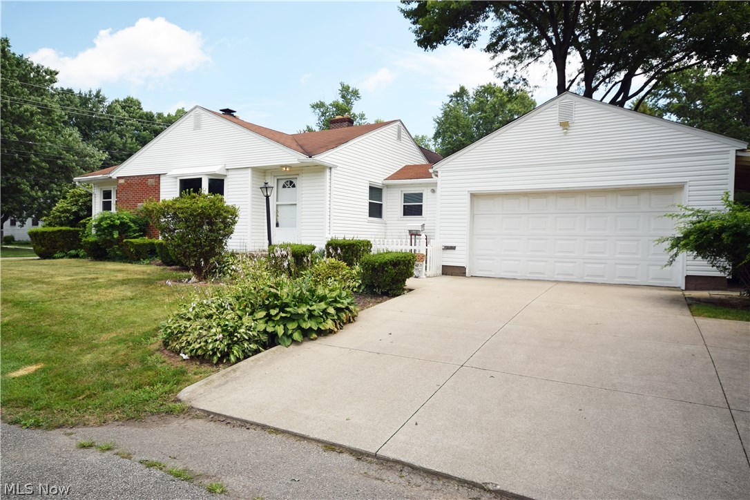 Welcome to this adorable ranch nestled in Akron. This 3 bedroom ranch with an "open concept" floor plan has great flow! The hardwood flooring in the dining room, living room and bedrooms was Just refinished in July 2017 along with new flooring in the mud room, kitchen and bathroom! Home has a beautiful stone fireplace and handsome knotty pine in kitchen and throughout. Schedule your showing now, because this one is not going to last!