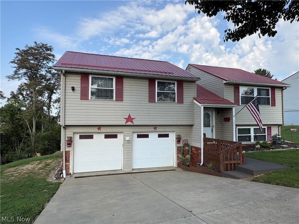 124 Orchard Dr.