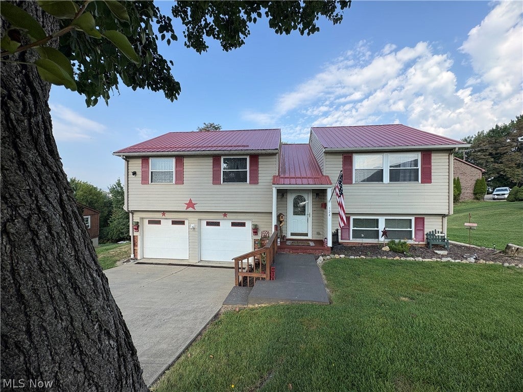 124 Orchard Dr.