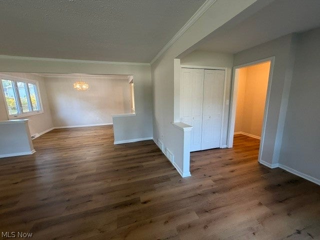 4616 Queen Mary Drive