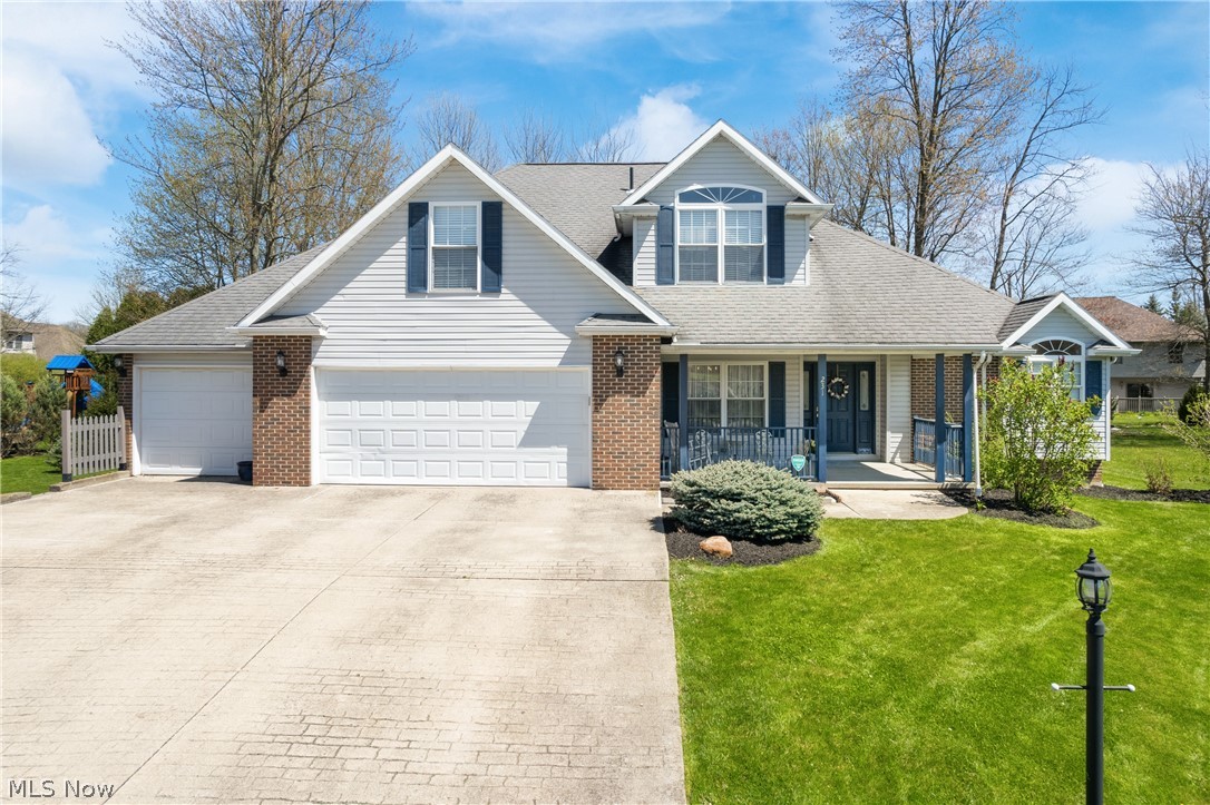 Discover luxury living in Ontario Schools with this stunning 4 bed, 2 full bath, 2 half bath colonial home. Impeccably updated with a modern touch, including a renovated kitchen boasting updated backsplash, countertops, and flooring. Enjoy the seamless flow of the "Country Meadows" open concept kitchen, perfect for entertaining. New flooring and fresh paint throughout, accentuated by updated lighting fixtures. Plus, indulge in the convenience of a 3-car attached garage. Welcome to your dream home!