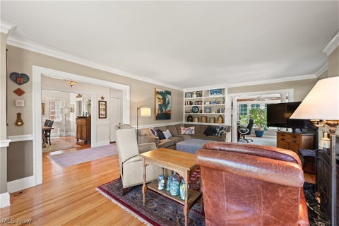 Tiny photo for 1090 Erie Cliff Drive, Lakewood, OH 44107 (MLS # 5213106)