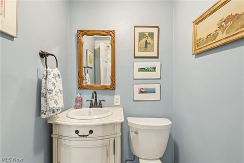Tiny photo for 1090 Erie Cliff Drive, Lakewood, OH 44107 (MLS # 5213106)