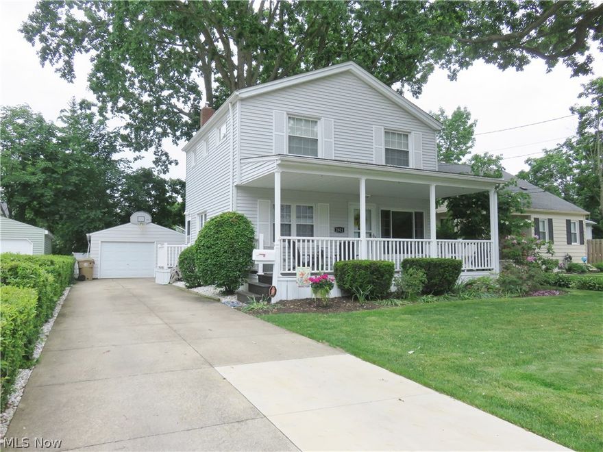 Just move in & relax on your front porch!!  This falls beauty won't last long.  Large living room updated kitchen & bath.  Recreation room & additional toilet in basement.  Waterproofed with transferable warranty.  New HWT and fenced yard.  Make it yours today!