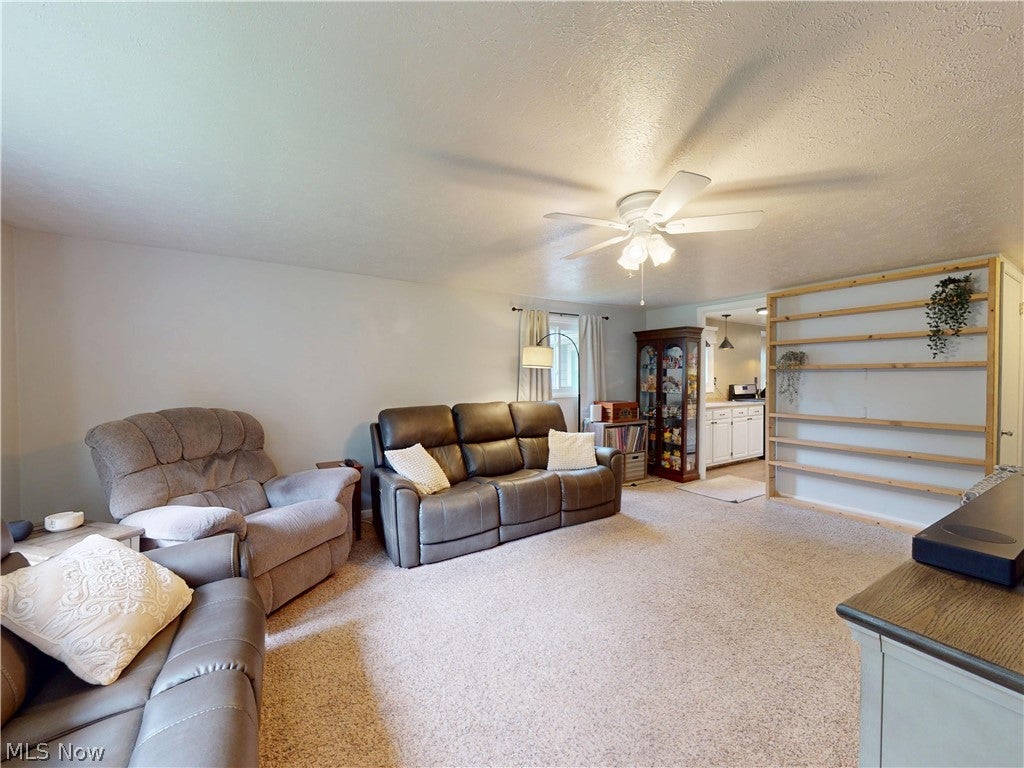 1063 Thistleridge Drive
