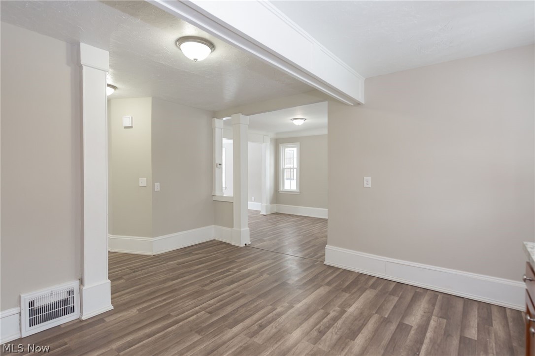 Cleveland Heights Blvd - Residential