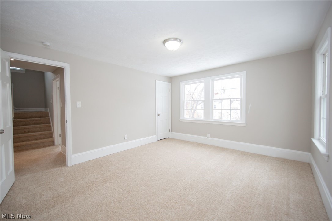 Cleveland Heights Blvd - Residential