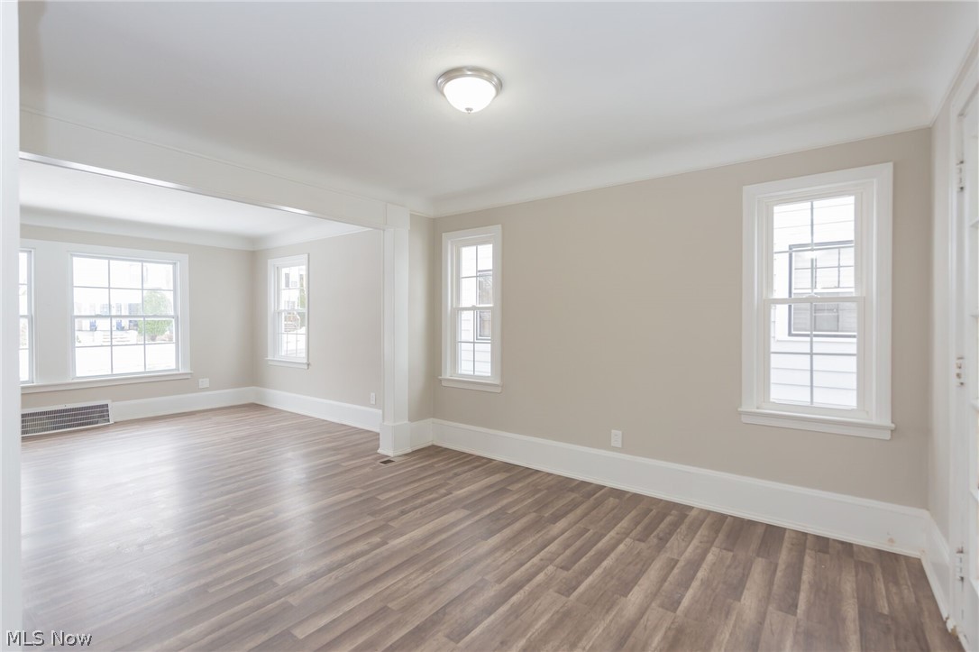 Cleveland Heights Blvd - Residential