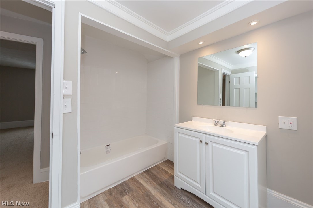 Cleveland Heights Blvd - Residential