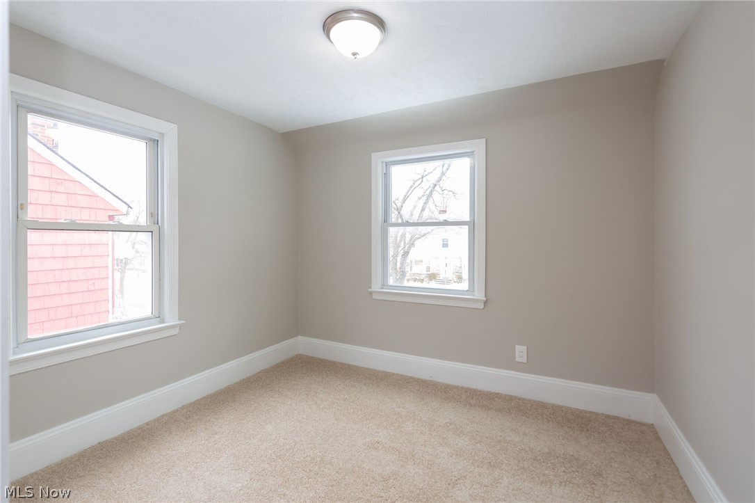 Cleveland Heights Blvd - Residential