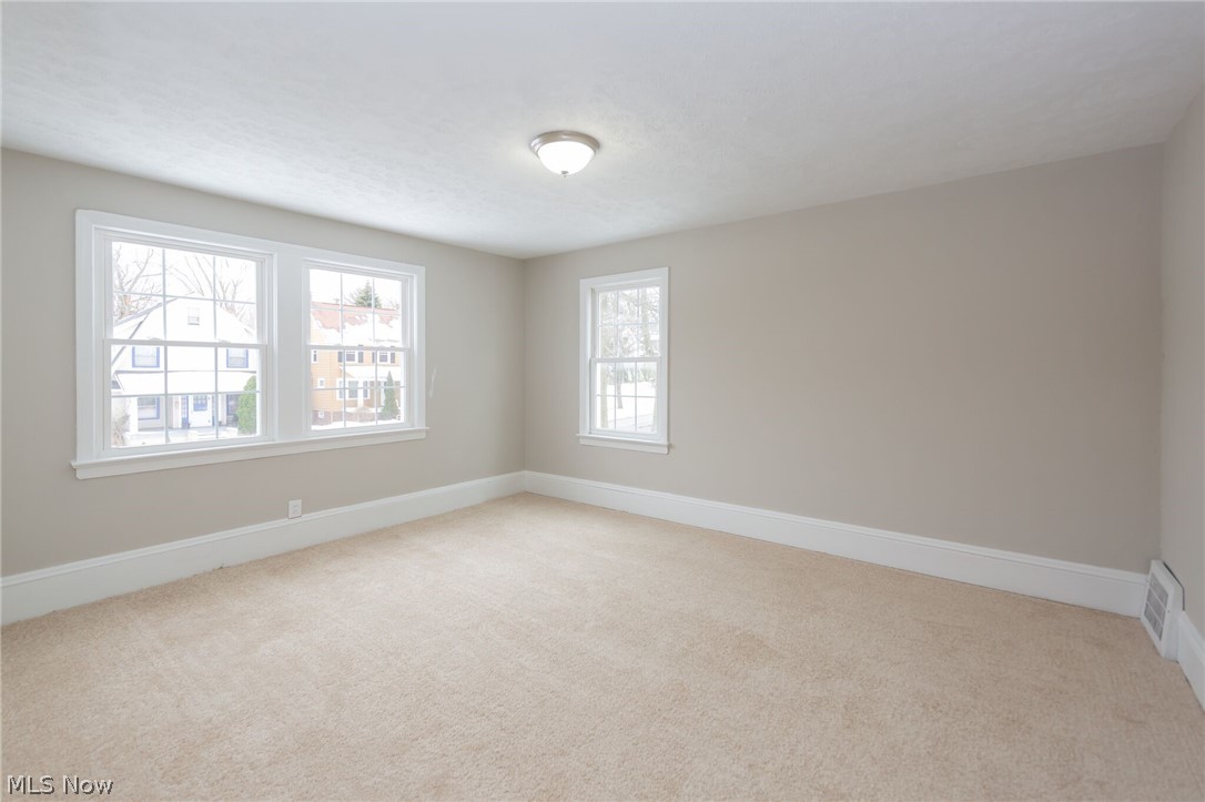 Cleveland Heights Blvd - Residential