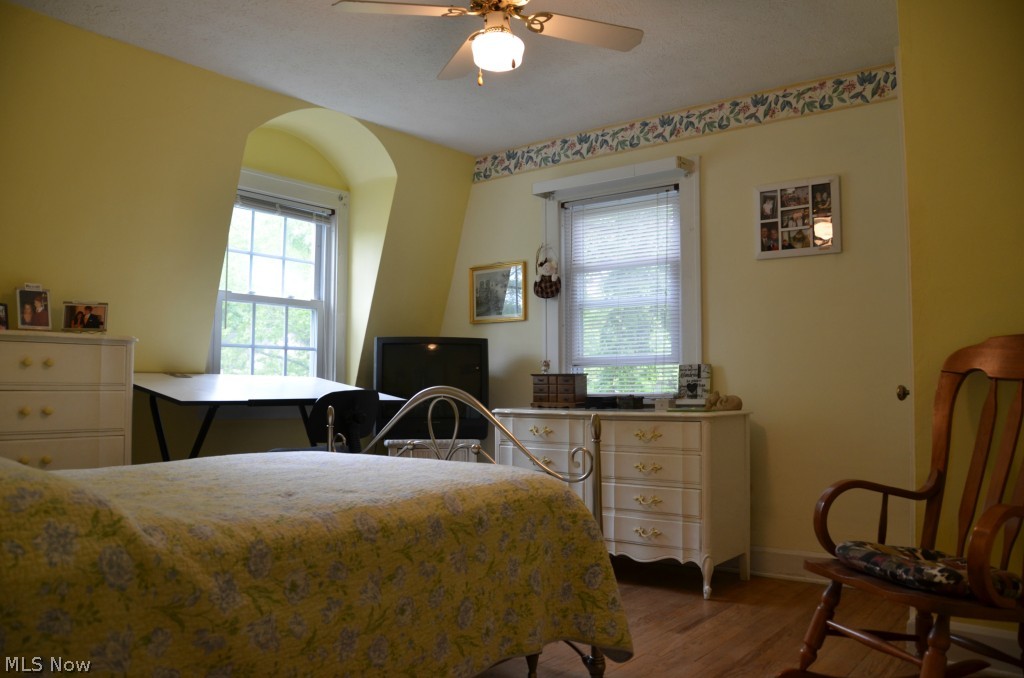 Fournier Bungalow Sec 15 - Residential