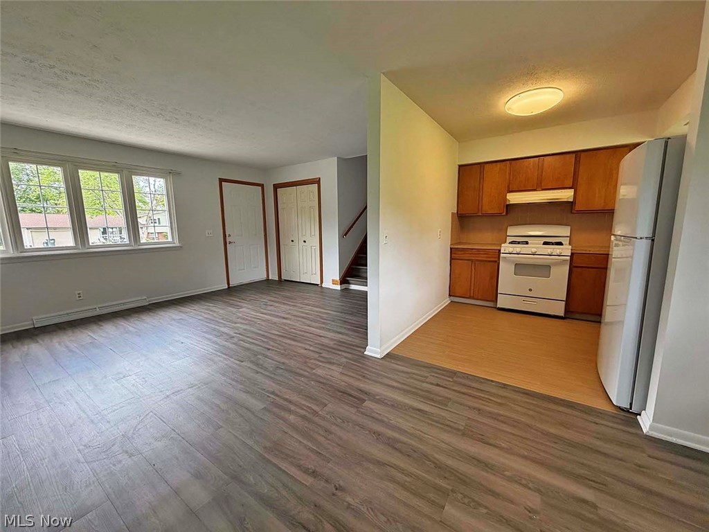 Laurel Ridge - Residential