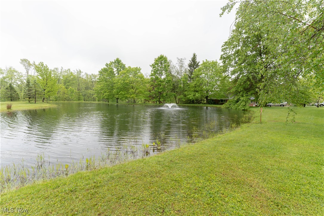 15769 Auburn Road, Newbury, Ohio image 2