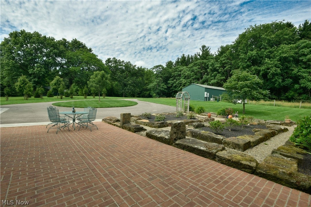 2863 Bell Road