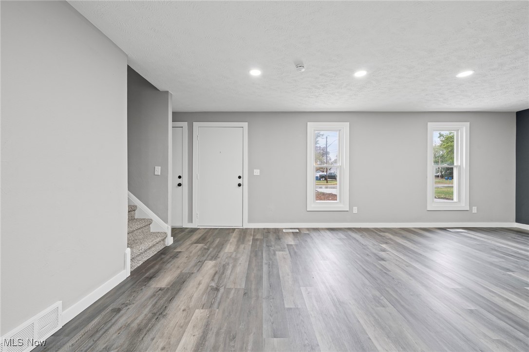 Seven Pines 04 - Residential