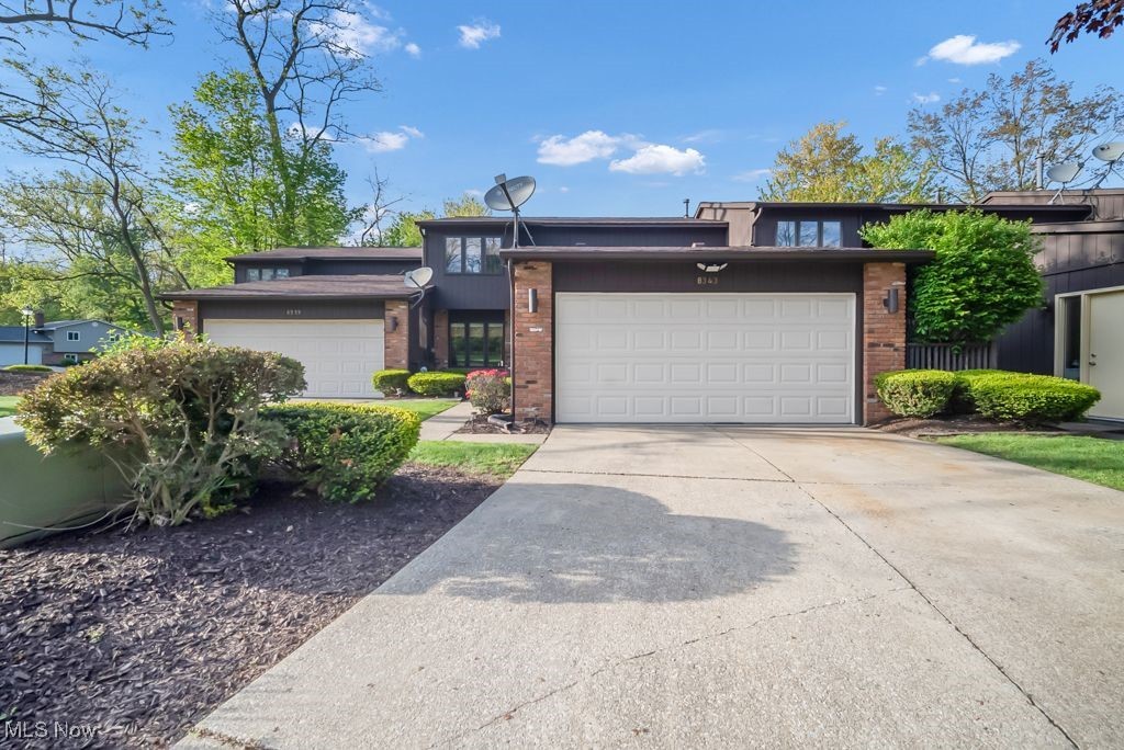 8343 Villa Marina Court, Mentor, Ohio image 2
