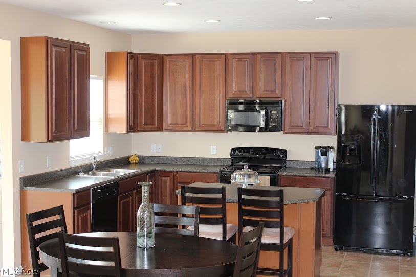 Meadow View Sun Ph 01b - Residential